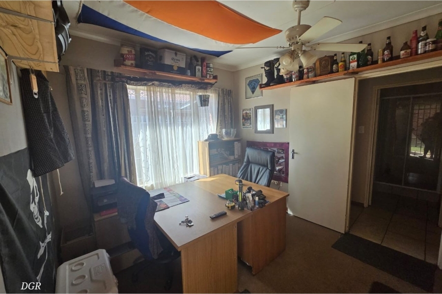 7 Bedroom Property for Sale in Cassandra Northern Cape